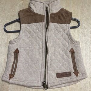 Marley Lilly suede and leather trim vest. Size 6-12M. Excellent used condition.